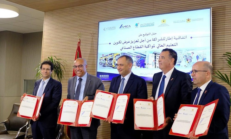 Nouvelle alliance pour renforcer la formation dans l'industrie 