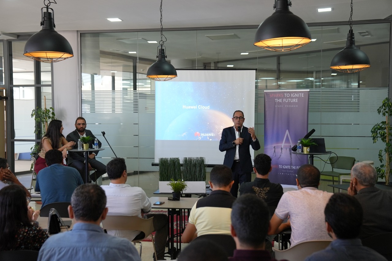 Huawei Spark : Des roadshows pour présenter l’initiative